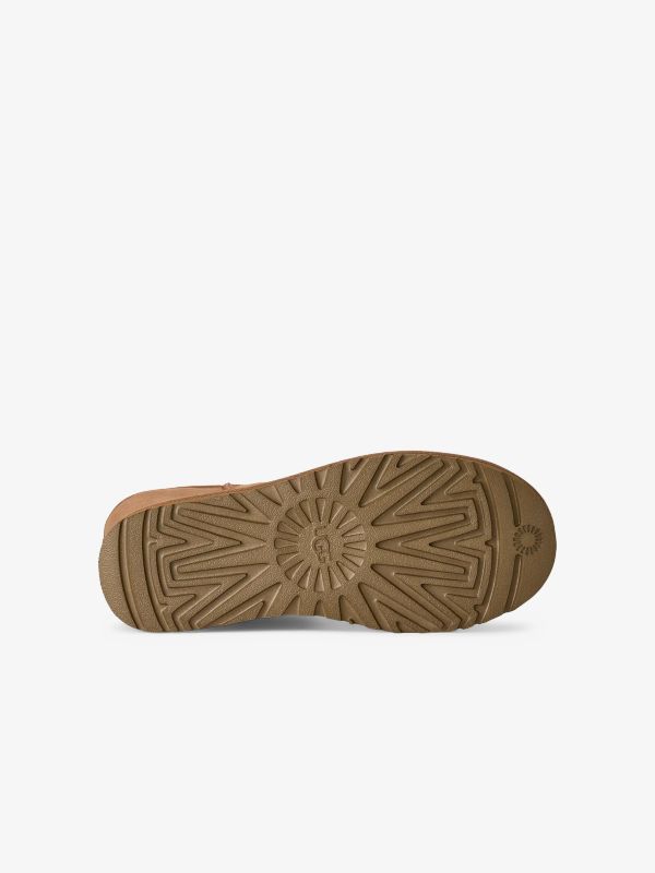 Winterstiefel "Classic Short II" camel, UGG