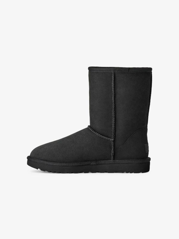Winterstiefel "Classic Short II" schwarz, UGG