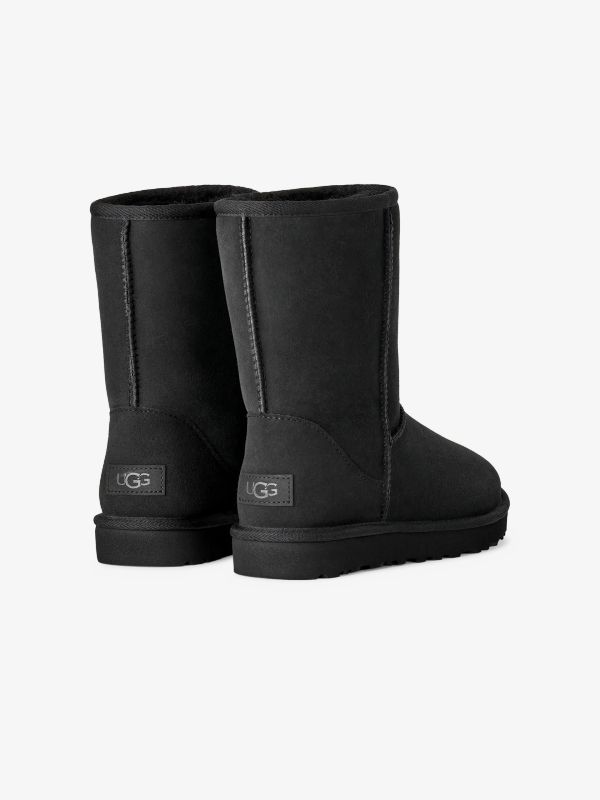 Winterstiefel "Classic Short II" schwarz, UGG