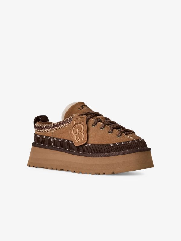 Chaussures d'hiver "Heritage Lace-Up" camel, UGG