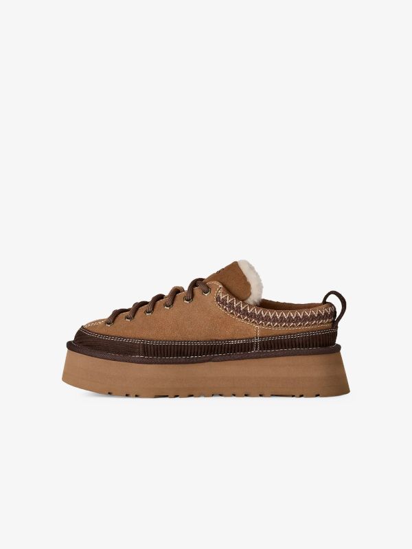 Chaussures d'hiver "Heritage Lace-Up" camel, UGG