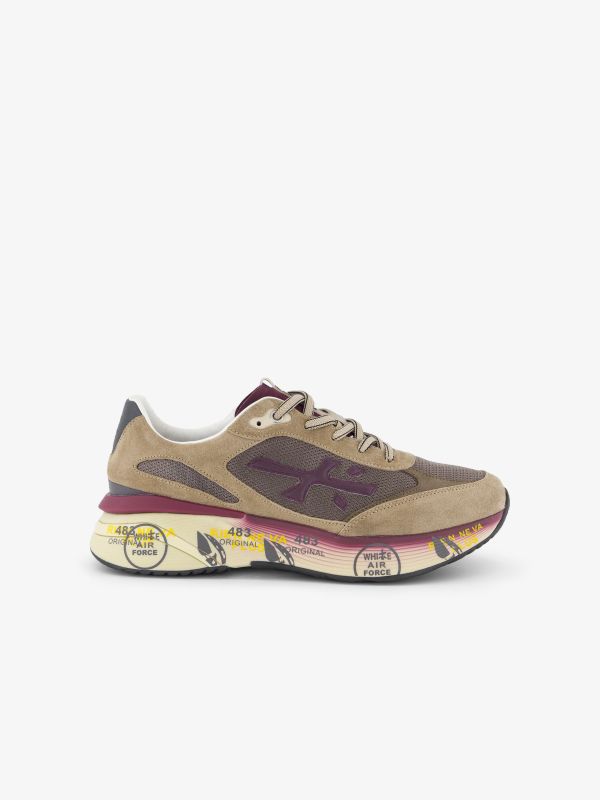 Sneaker braun
