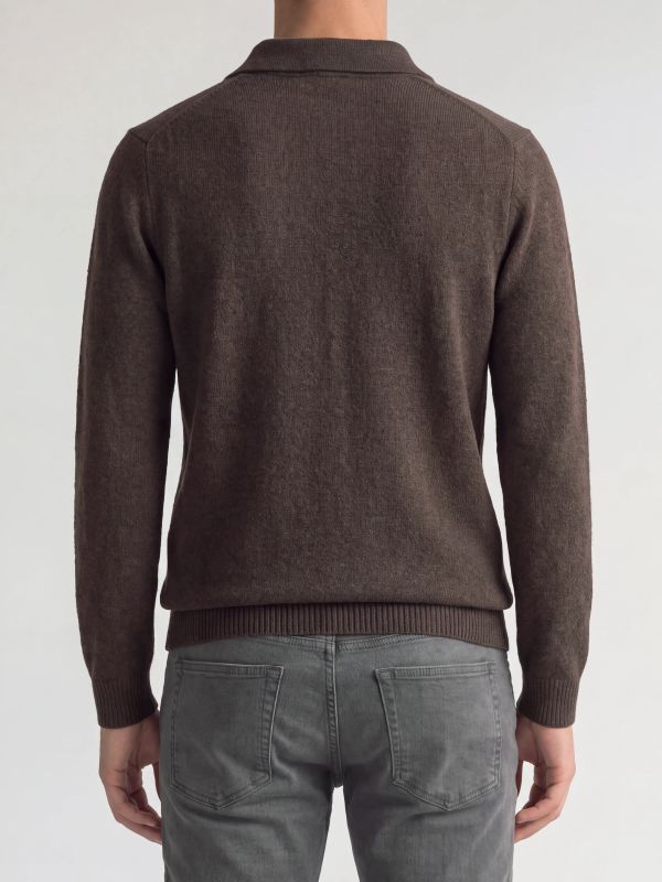 Pull brun, FILIPPO DE LAURENTIIS