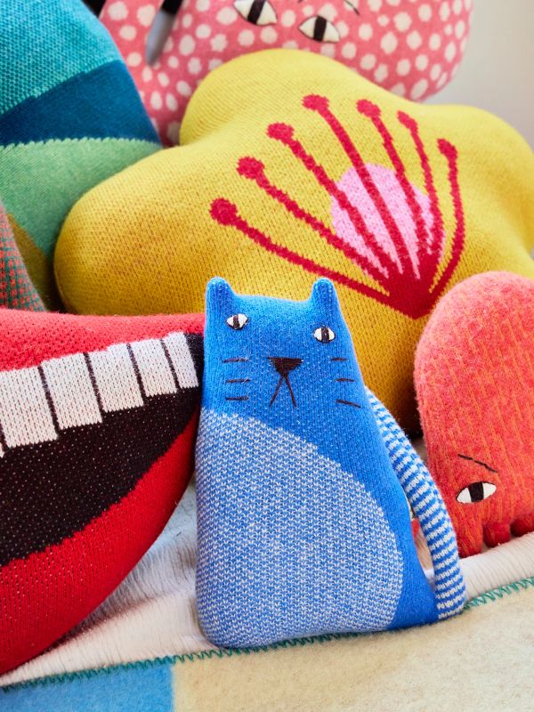 Housses de coussins avec remplissage Casper Cat bleu, DONNA WILSON