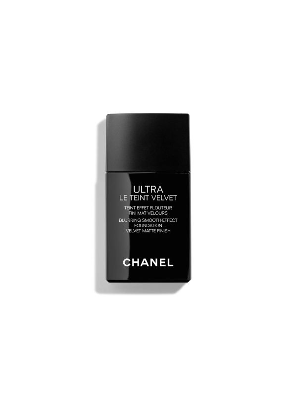 ULTRA LE TEINT VELVET Formule ultra légère et longue tenue fini mat velours effet flouteur teint naturel parfait BR12