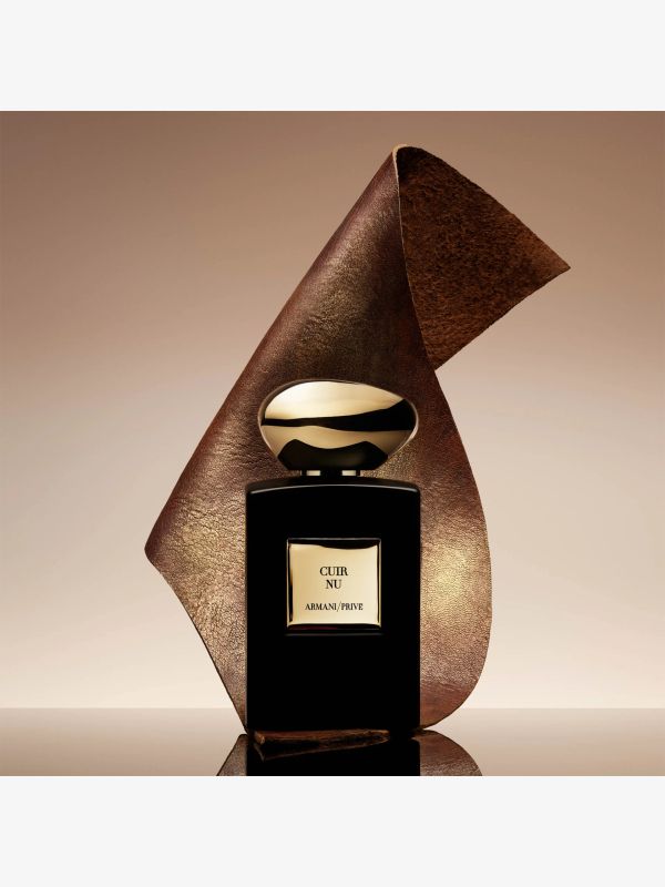 Cuir Nu, ARMANI PRIVÉ