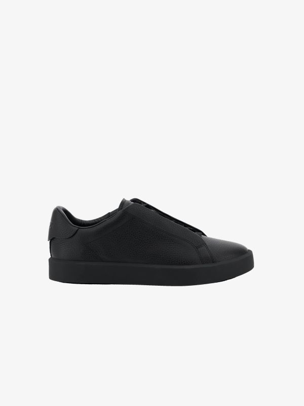 Sneaker schwarz