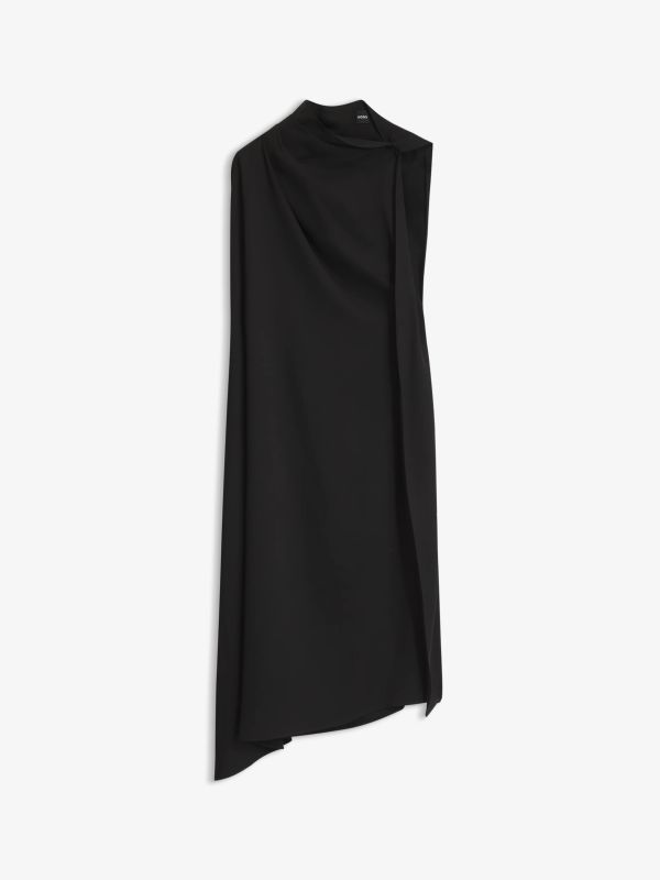 Robe noir