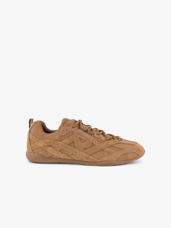 baskets en cuir brun