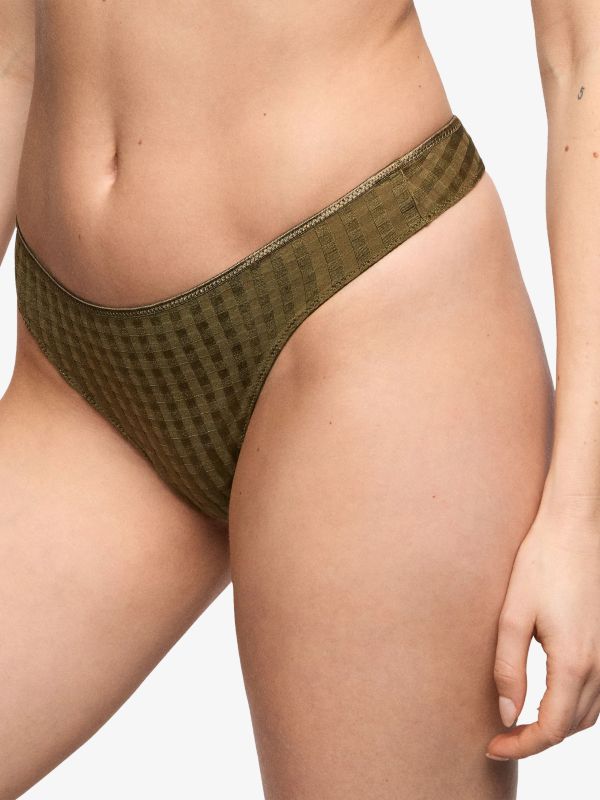 String "Avero" olive, MARIE JO
