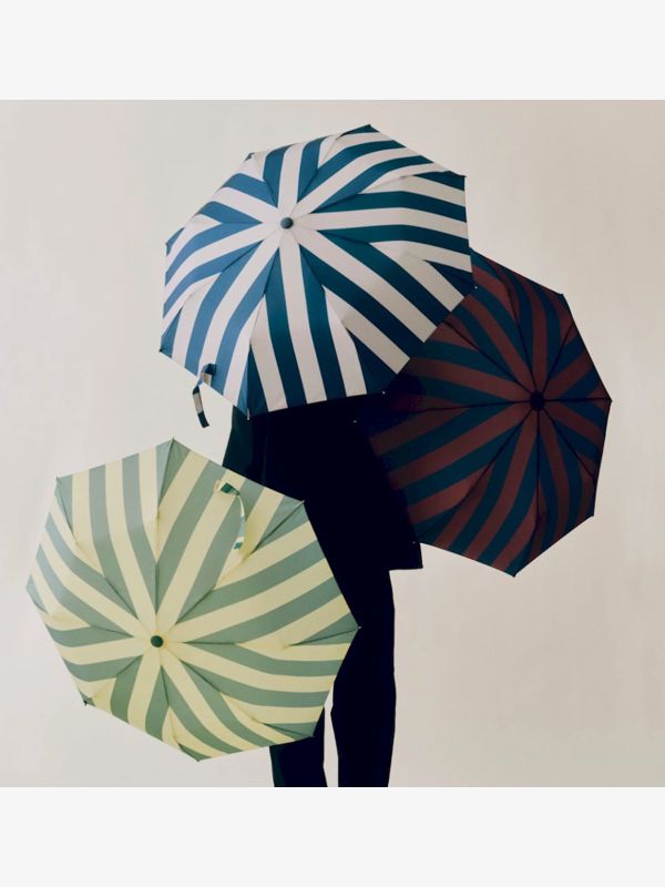 Parapluie gris, HAY