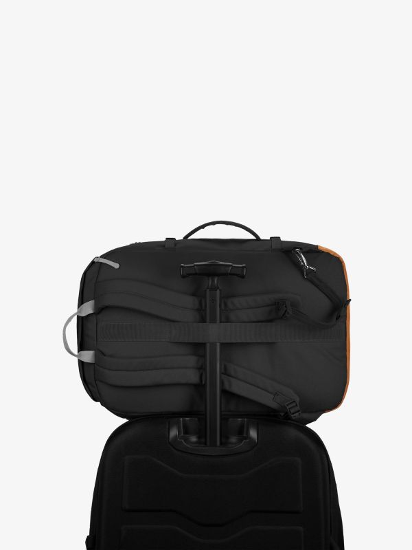Sac à dos GO Carry-on Backpack 44L noir, PACSAFE