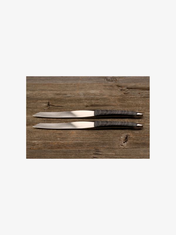 Couteau à steak noir, SKNIFE