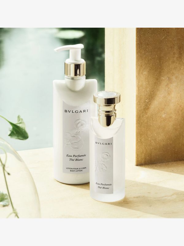 Eau Parfumée Thé Blanc Lait pour le Corps, BVLGARI