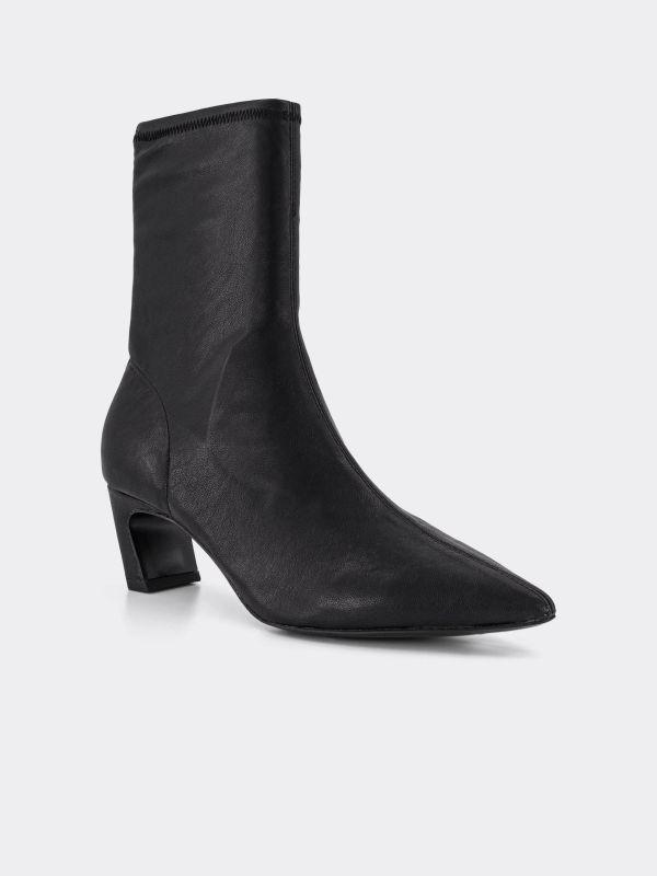 Stiefelette "Viva" schwarz, ASH