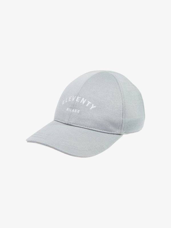 Casquette bleu clair