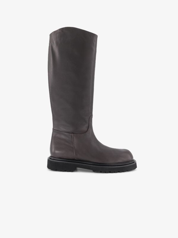 Stiefel braun
