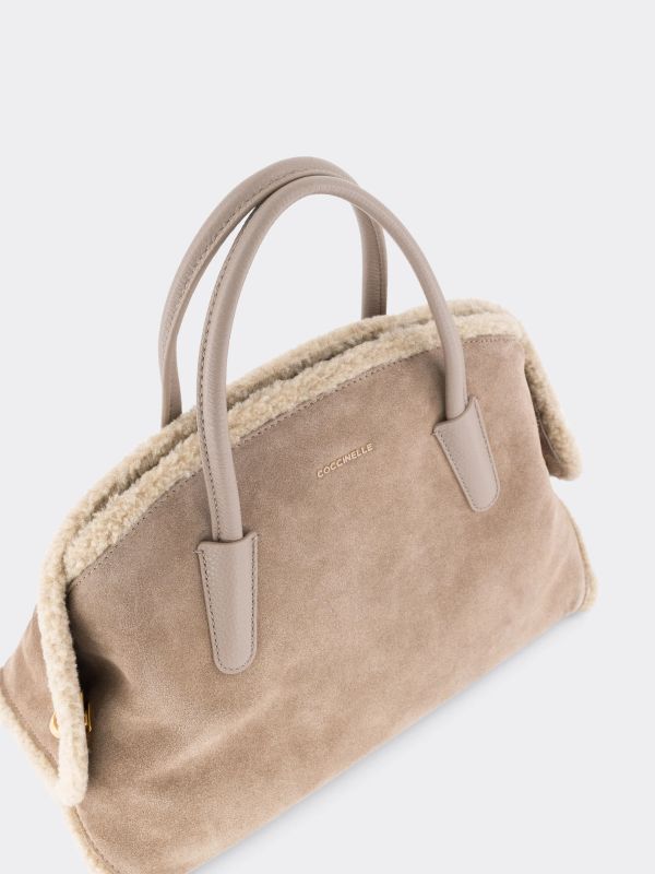 Sac à main "Tylde Suede" brun, COCCINELLE
