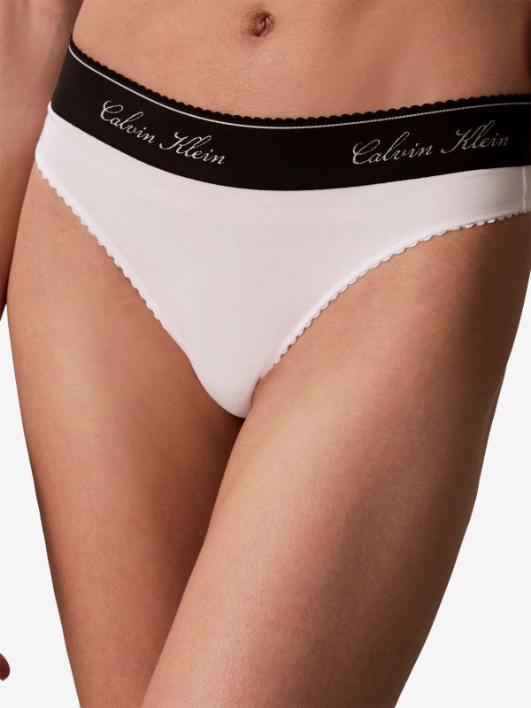 String weiss, CALVIN KLEIN