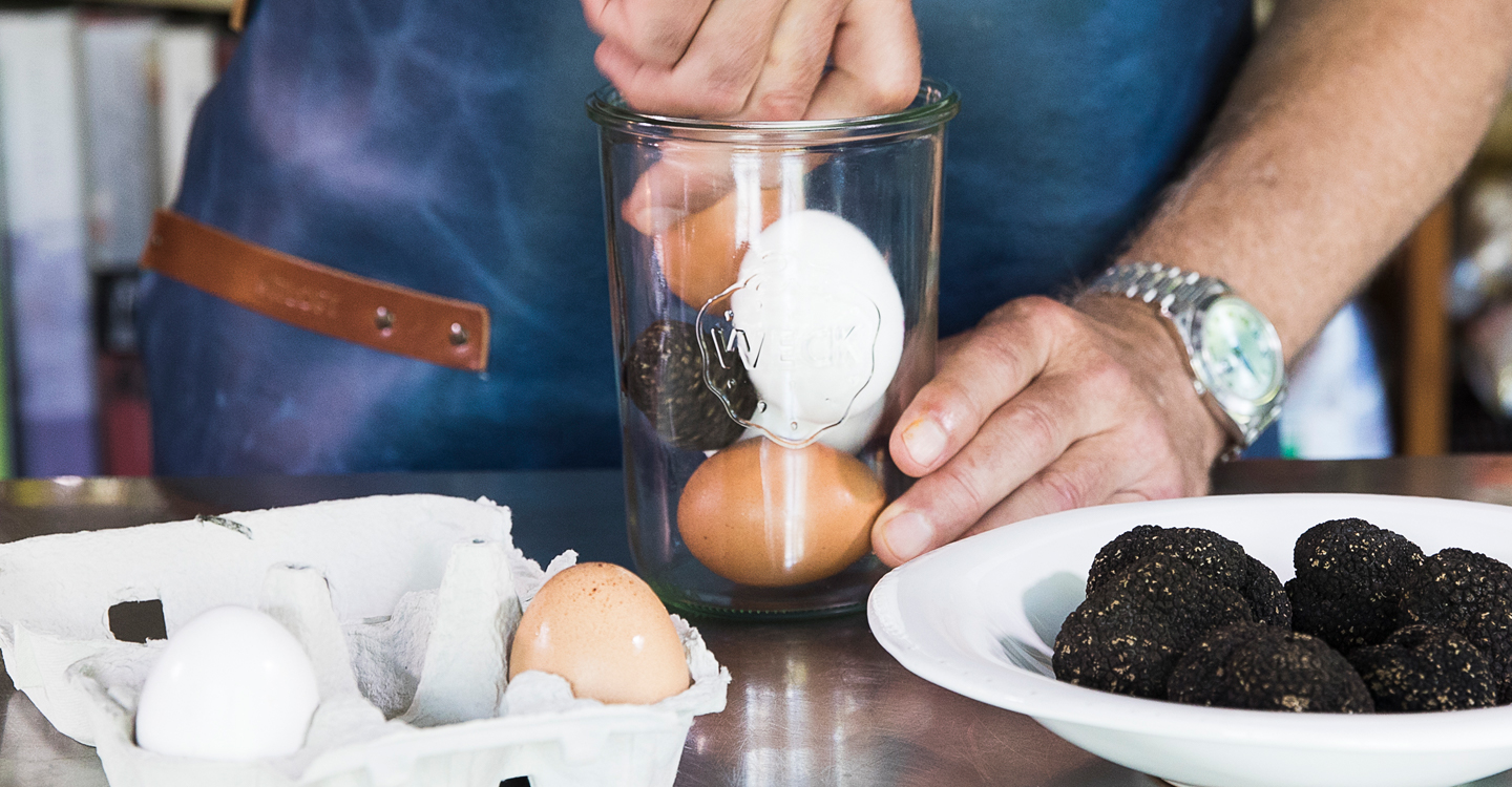 Eier mit Trüffel aromatisieren