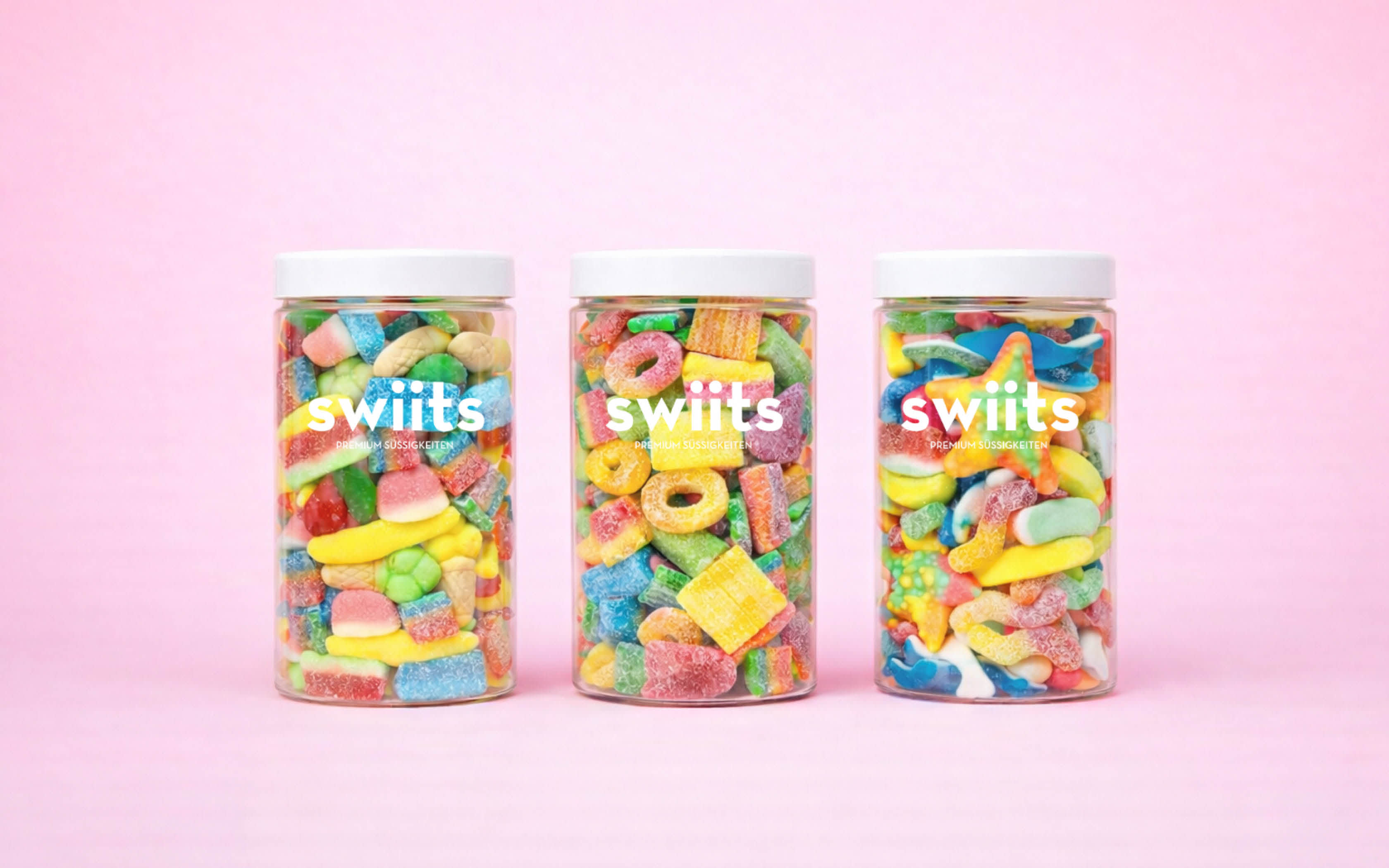 SWIITS macht Naschen zu einem besonderen Erlebnis. Von fruchtigen Fruchtgummis bis zu innovativen Crystal Candies verbindet die Marke kreative Rezepturen mit überraschenden Geschmacksrichtungen. Ob vegan, halal oder klassisch – SWIITS bietet süsse Highlights für jeden Geschmack.