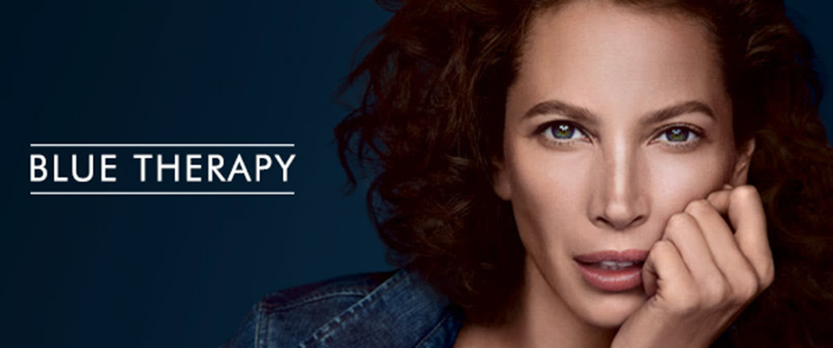 Vous vivez pleinement et ne faites jamais les choses à moitié, mais votre vie intense repousse les limites de votre peau. Chez Biotherm, nous explorons les eaux du monde pour trouver des solutions et rendre votre peau plus forte et qui paraîtra visiblement plus jeune. Nous trouvons des actifs uniques se développant dans des conditions extrêmes que nous sublimons grâce à la biotechnologie. Concentrées dans des textures ultra-sensorielles, nos formules vont plus loin et sont en parfaite affinité avec la peau.